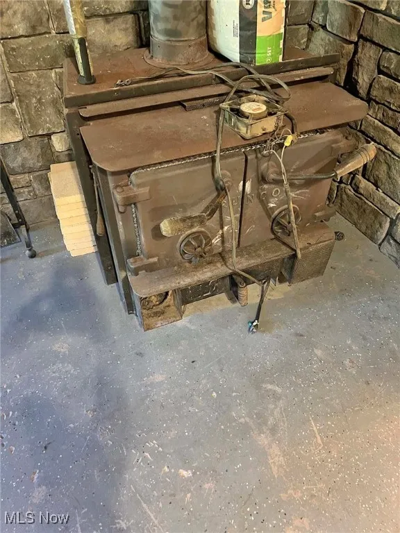 Wood-burning stove