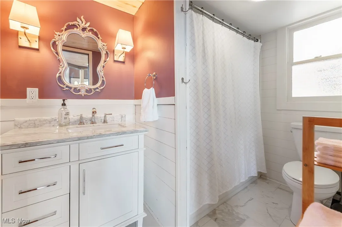 2nd full bath (main level)