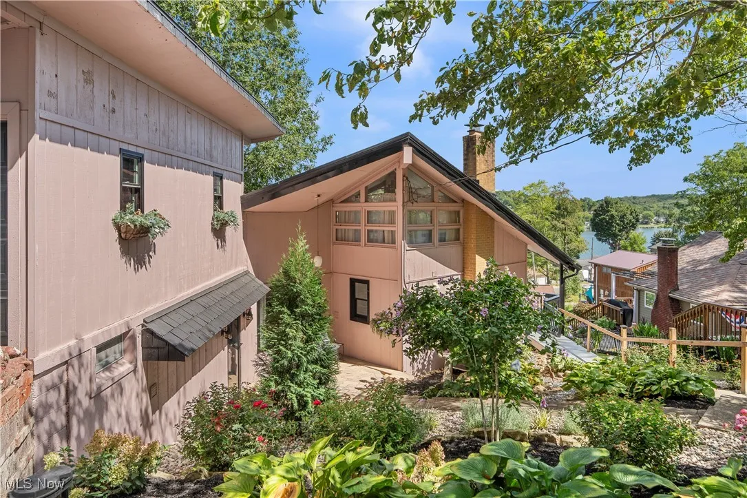32050 Sunset Drive, Hanoverton, Ohio 44423,MLS Now Listing ID