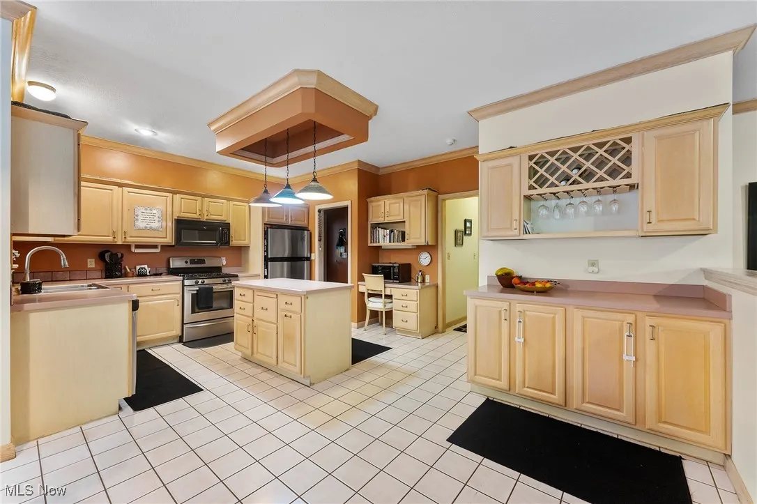 3730 Saint Andrews, Youngstown, Ohio 44505,MLS Now Listing ID