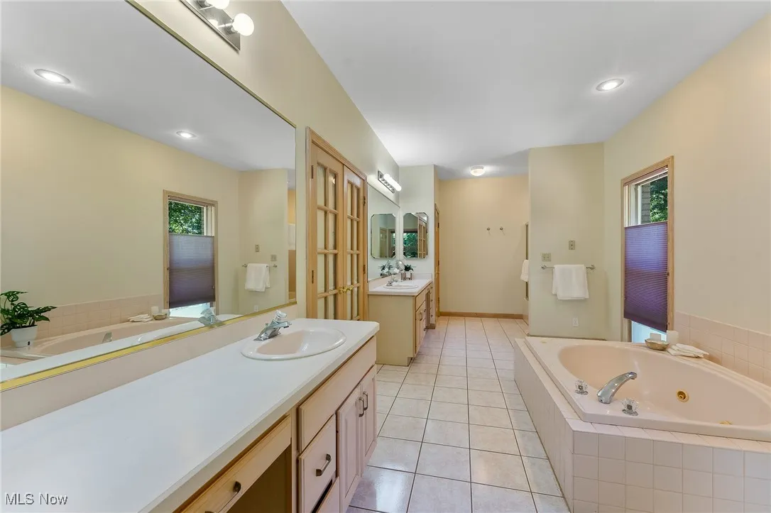 3730 Saint Andrews, Youngstown, Ohio 44505,MLS Now Listing ID