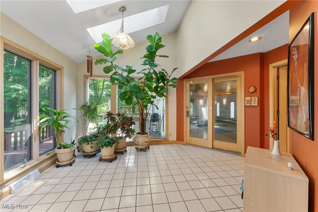 3730 Saint Andrews, Youngstown, Ohio 44505,MLS Now Listing ID