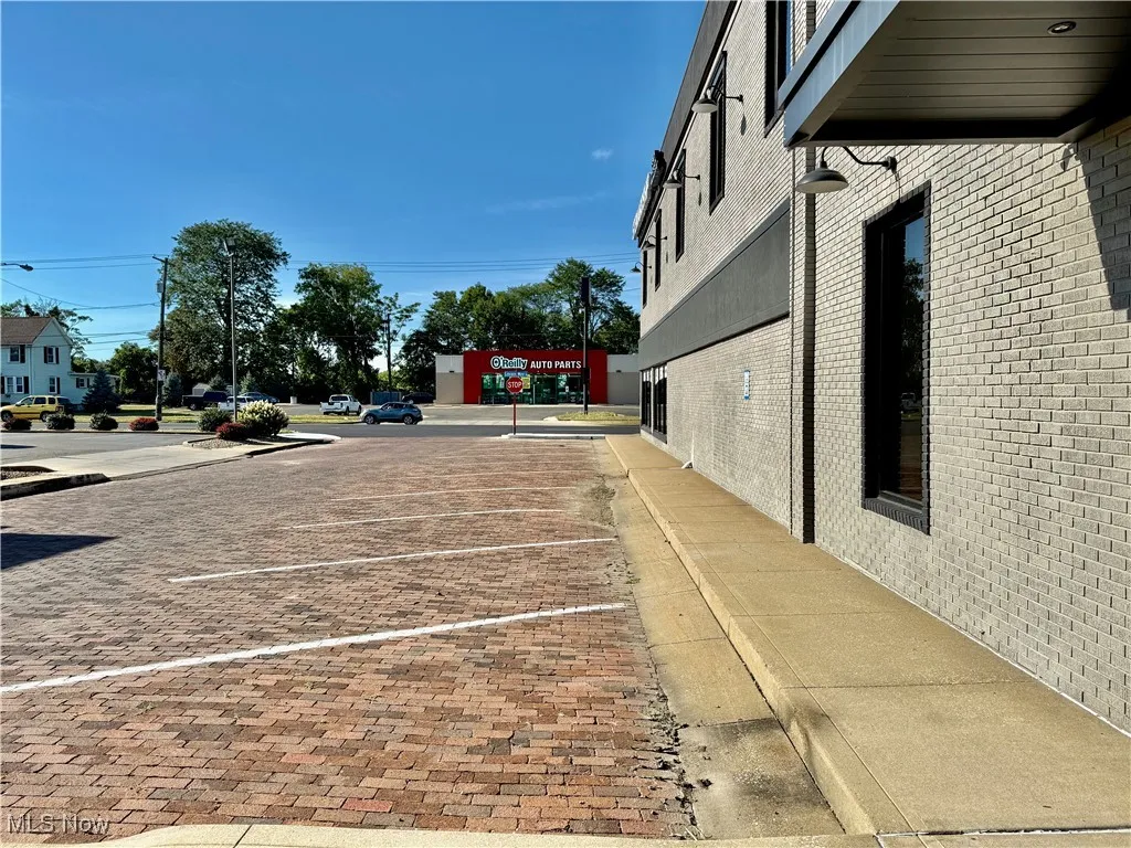 Your entrance and main parking area is here! Right off of Lincoln Way Way, your customers and guests will have no problem finding this parking area.