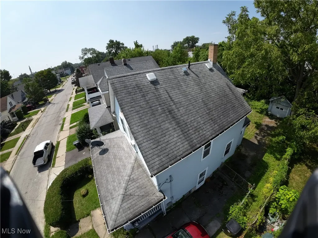 Aerial view of property and surrounding area