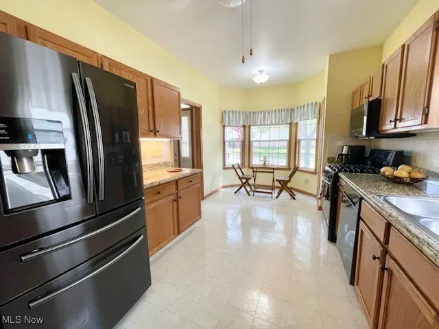 285 Village Drive, Seven Hills, Ohio 44131,MLS Now Listing ID