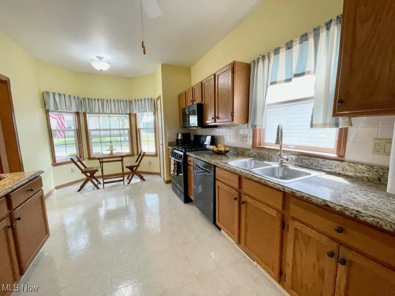 285 Village Drive, Seven Hills, Ohio 44131,MLS Now Listing ID