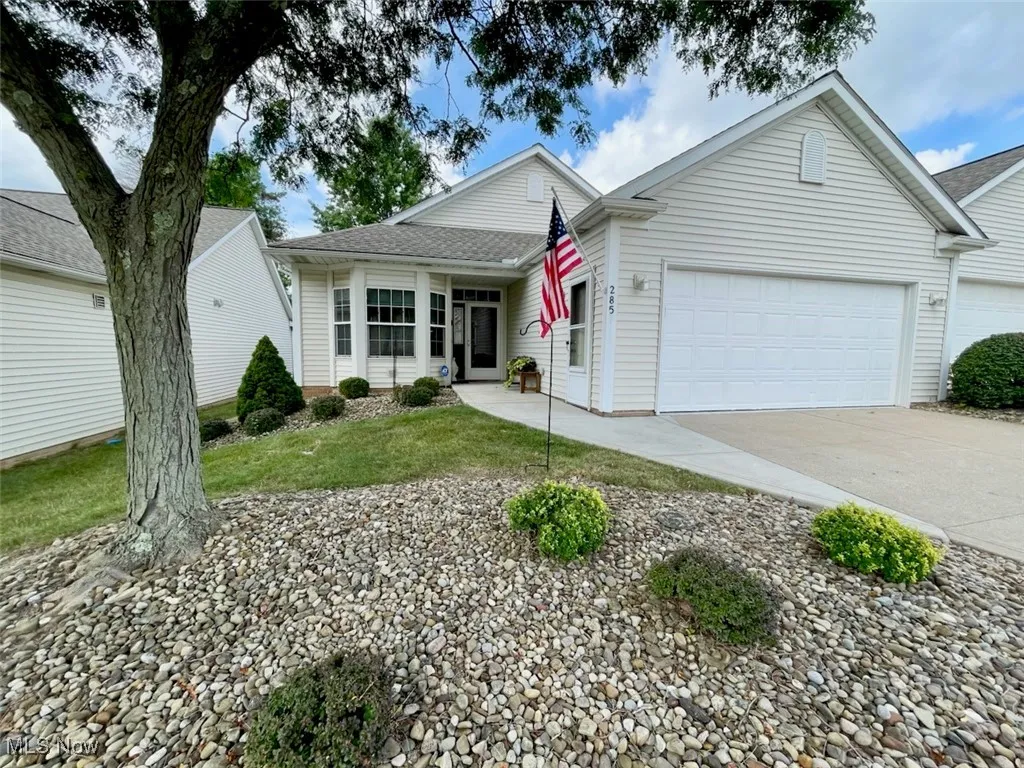 285 Village Drive, Seven Hills, Ohio 44131,MLS Now Listing ID