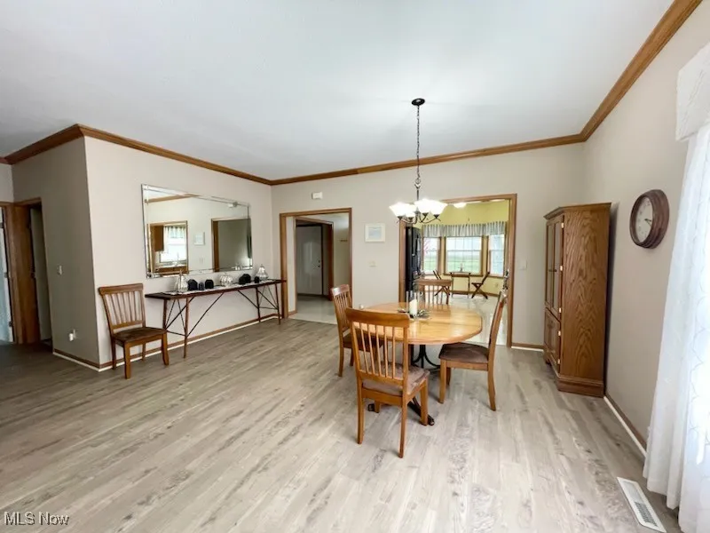 285 Village Drive, Seven Hills, Ohio 44131,MLS Now Listing ID