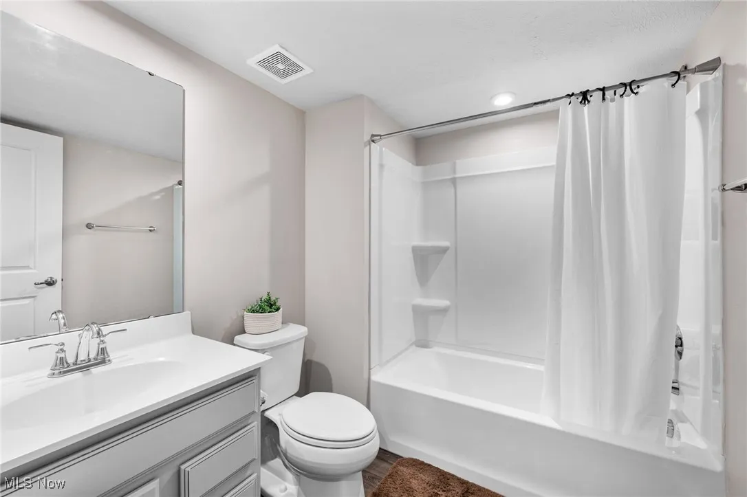 7347 Hillshire Drive, Concord, Ohio 44077,MLS Now Listing ID