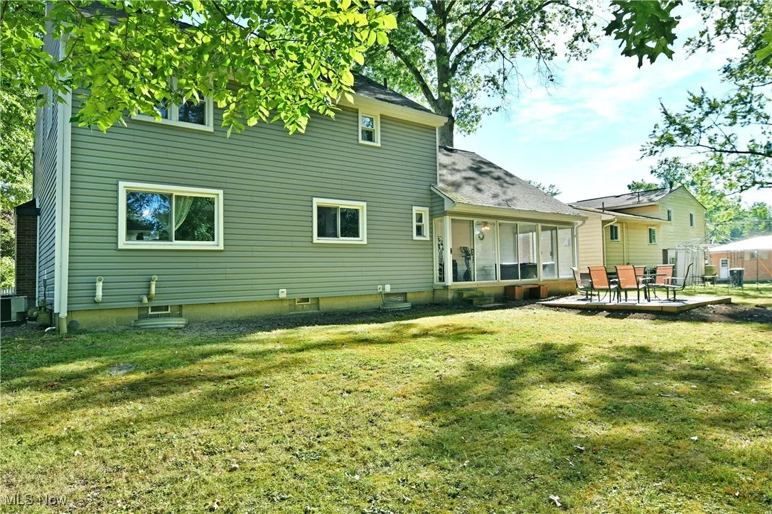 1800 Dodge Drive, Warren, Ohio 44485,MLS Now Listing ID