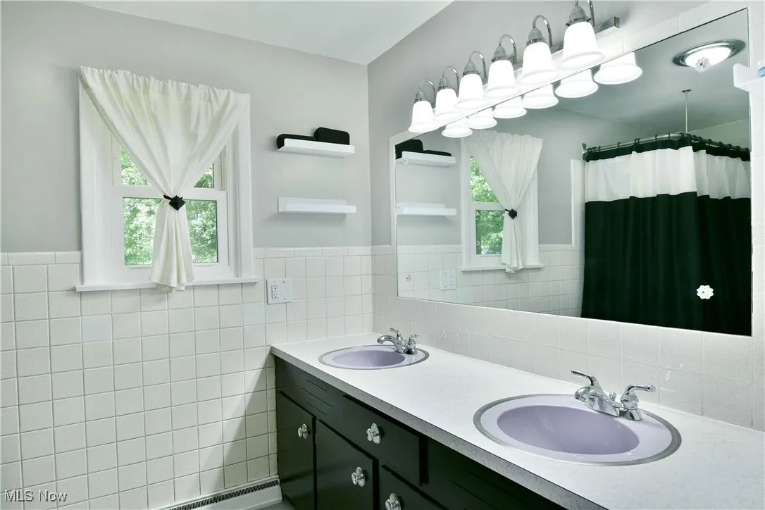 1800 Dodge Drive, Warren, Ohio 44485,MLS Now Listing ID