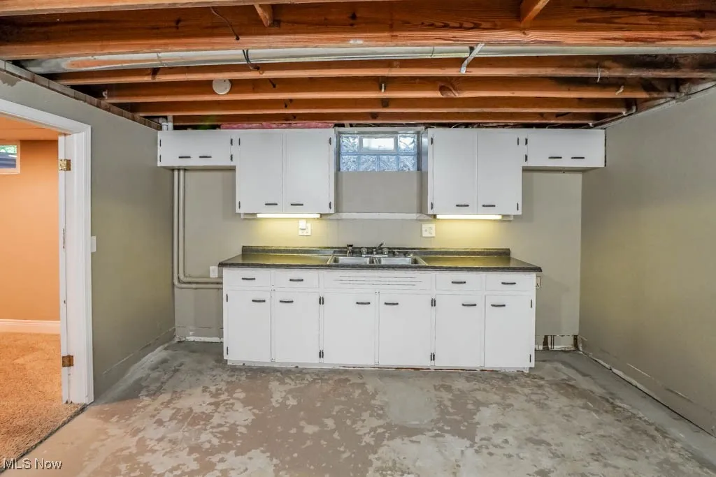 5861 Holderman Avenue, Louisville, Ohio 44641,MLS Now Listing ID