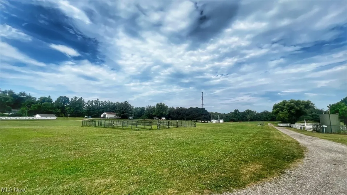 View of rural / pastoral area and view of wooded area
