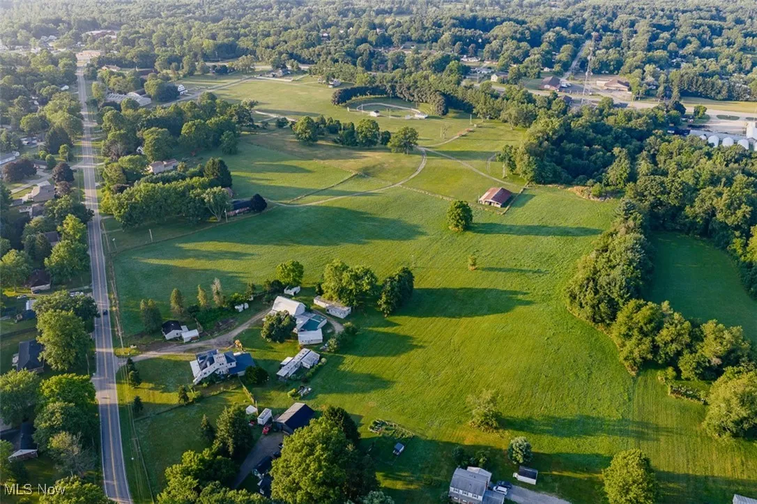 Aerial view of property's location with rural landscape
