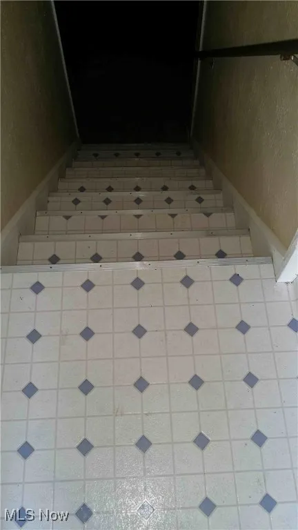 Stairs to basement