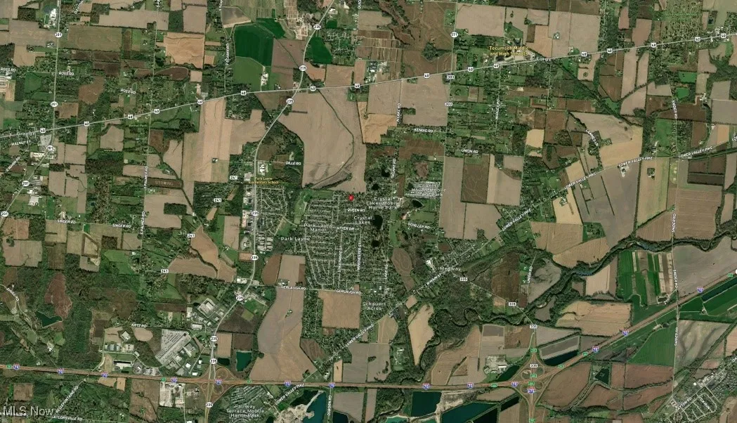 Aerial map of property and surrounding area