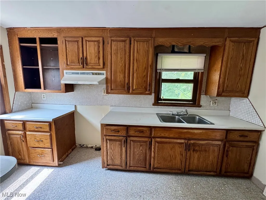 3878 E 143rd Street, Cleveland, Ohio 44128,MLS Now Listing ID