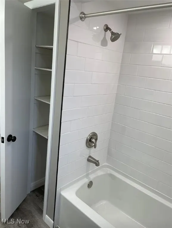 1725-1727 Liberty Drive, Akron, Ohio 44313,MLS Now Listing ID