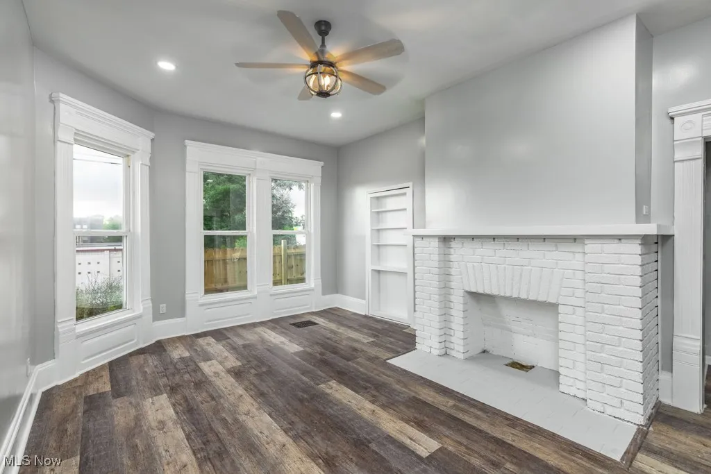 Lovely living room with new LVT flooring through-out the house.