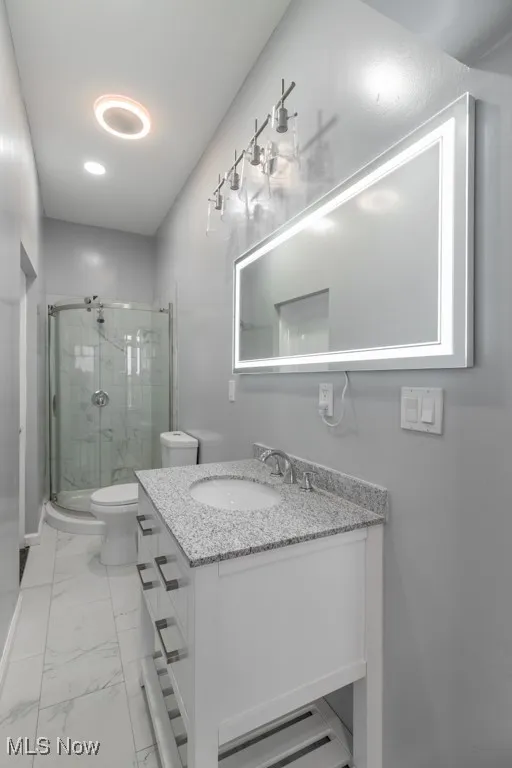 Jack and Jill full bathroom.