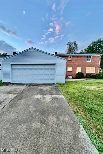 908 51st Street, Vienna, West Virginia 26105,MLS Now Listing ID
