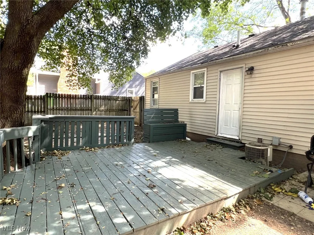 1015 Lois Avenue, North Canton, Ohio 44720,MLS Now Listing ID