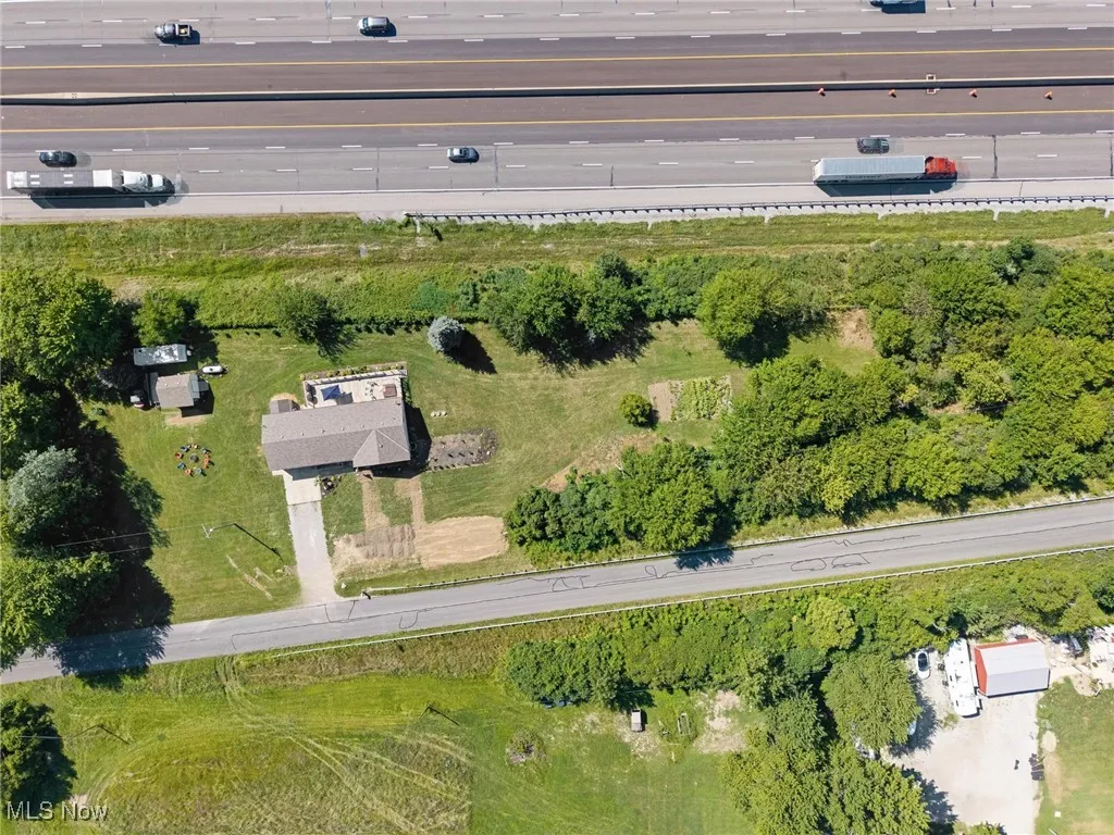 Aerial view of property's location