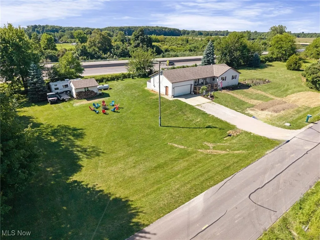 Aerial view of property and surrounding area