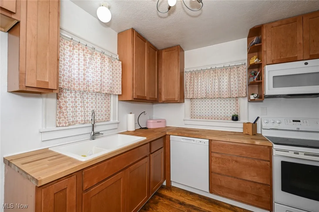 12042 Greenwich Road, Homerville, Ohio 44235,MLS Now Listing ID