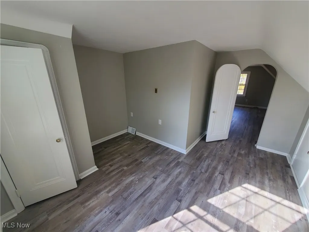 7030 Columbia Road, Olmsted Twp, Ohio 44138,MLS Now Listing ID