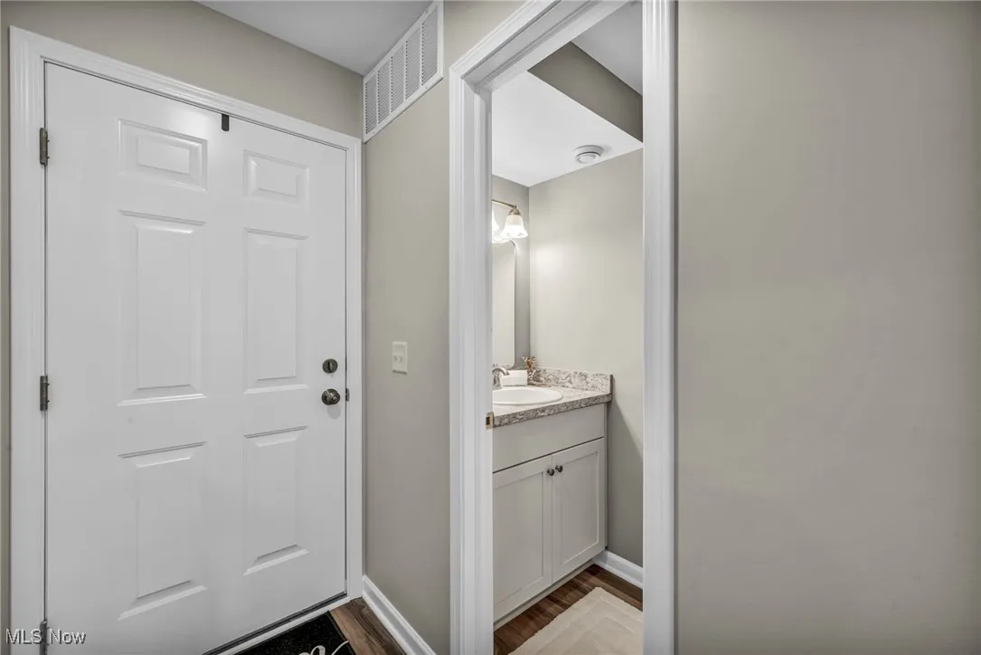 8883 Holly Lane # 32, Olmsted Falls, Ohio 44138,MLS Now Listing ID