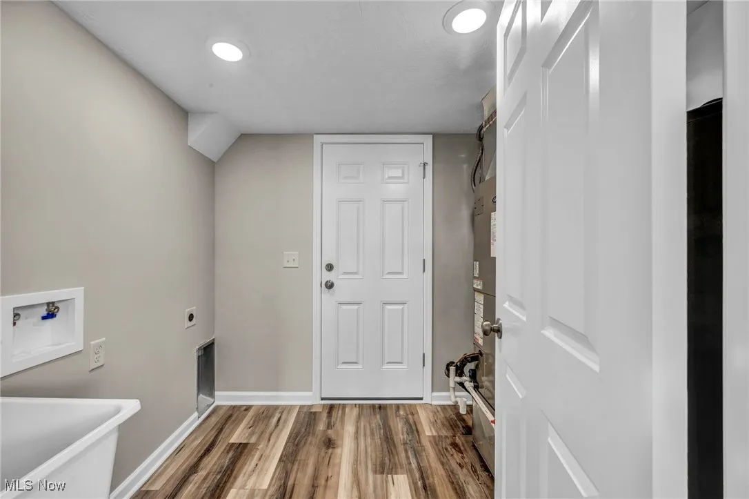 8883 Holly Lane # 32, Olmsted Falls, Ohio 44138,MLS Now Listing ID
