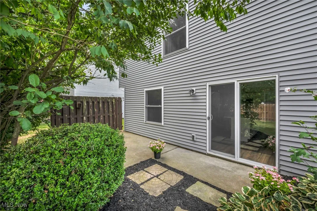 8883 Holly Lane # 32, Olmsted Falls, Ohio 44138,MLS Now Listing ID