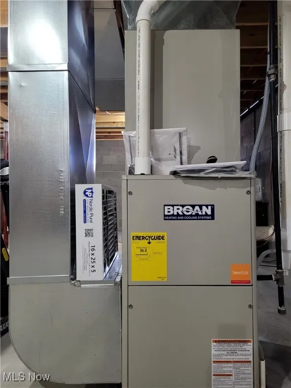 Utility room with heating unit