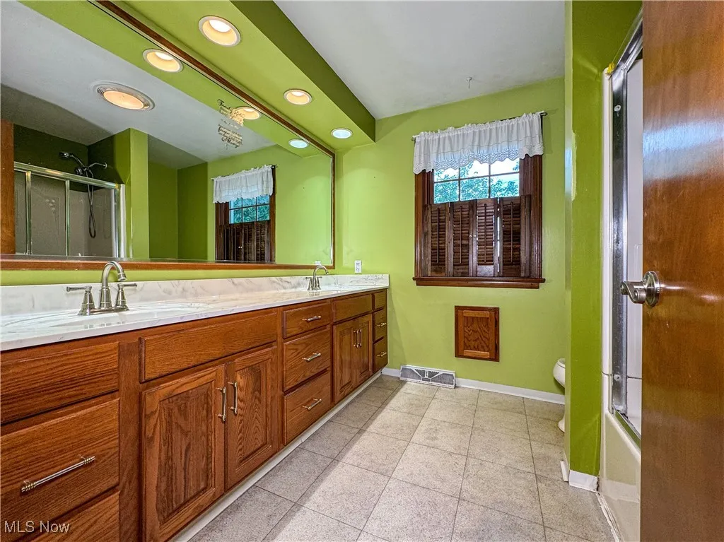 707 Oakridge Drive, Boardman, Ohio 44512,MLS Now Listing ID