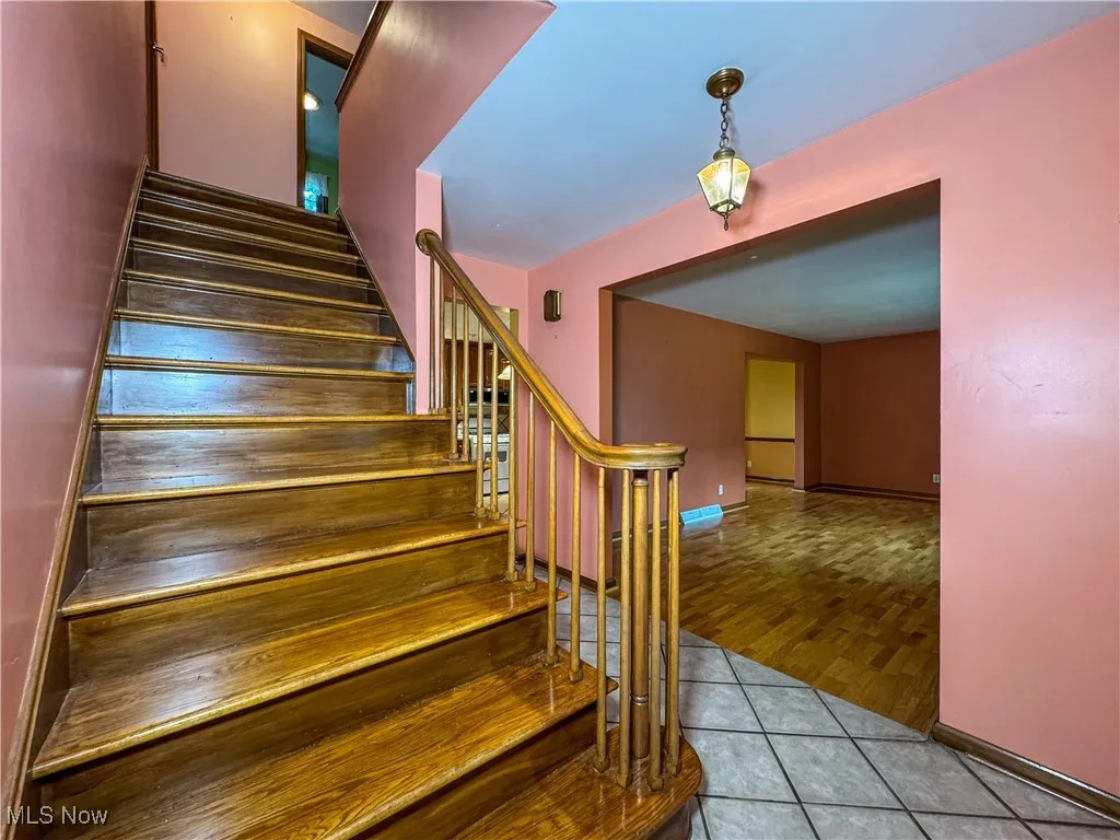 707 Oakridge Drive, Boardman, Ohio 44512,MLS Now Listing ID