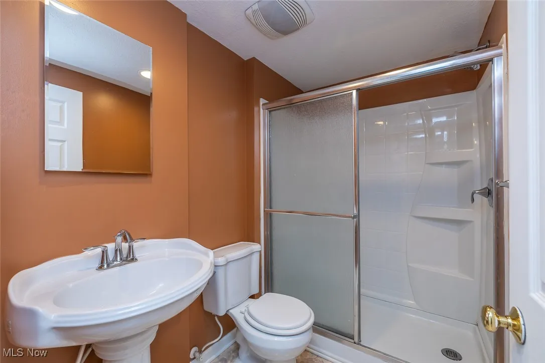 Full Basement Bath