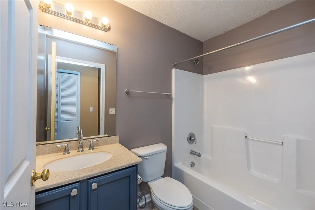 Main Bath Upper Level