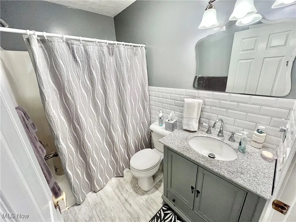 4040 E Center Street, Conneaut, Ohio 44030,MLS Now Listing ID