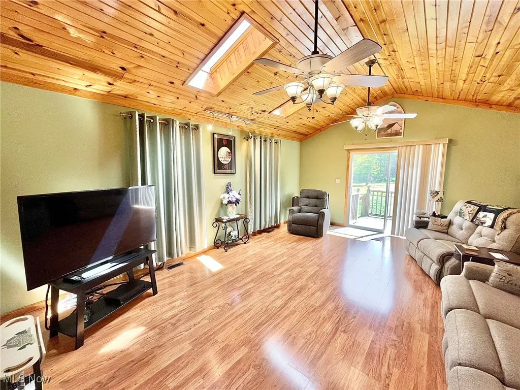 4040 E Center Street, Conneaut, Ohio 44030,MLS Now Listing ID