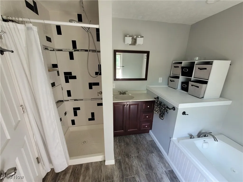 4225 Majorna Drive, West Salem, Ohio 44287,MLS Now Listing ID