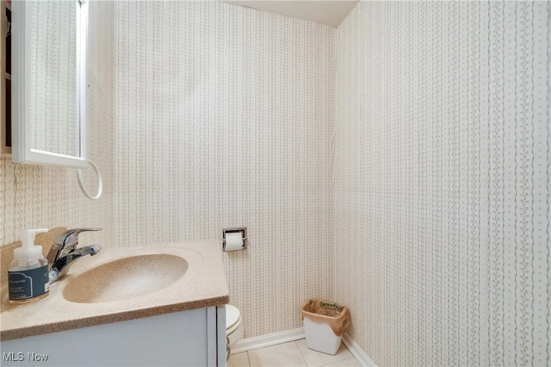 1/2 bath