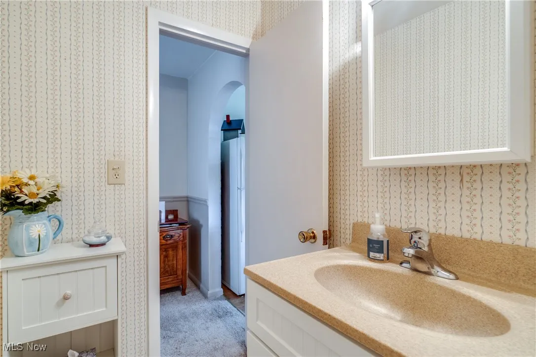 1/2 bath