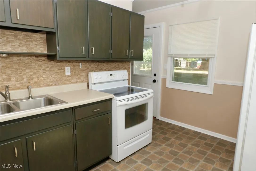 4205 Riverview Lane, Lorain, Ohio 44055,MLS Now Listing ID