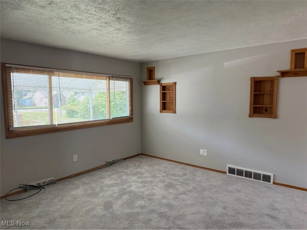 5825 Jaycox Road, North Ridgeville, Ohio 44039,MLS Now Listing ID
