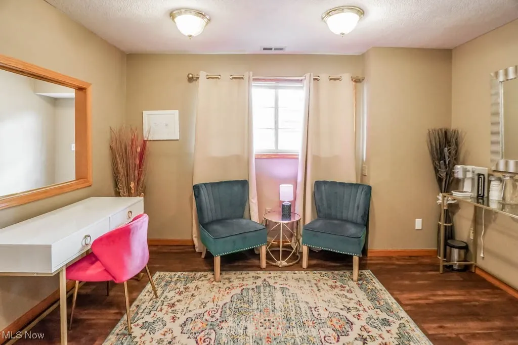 Sitting Area