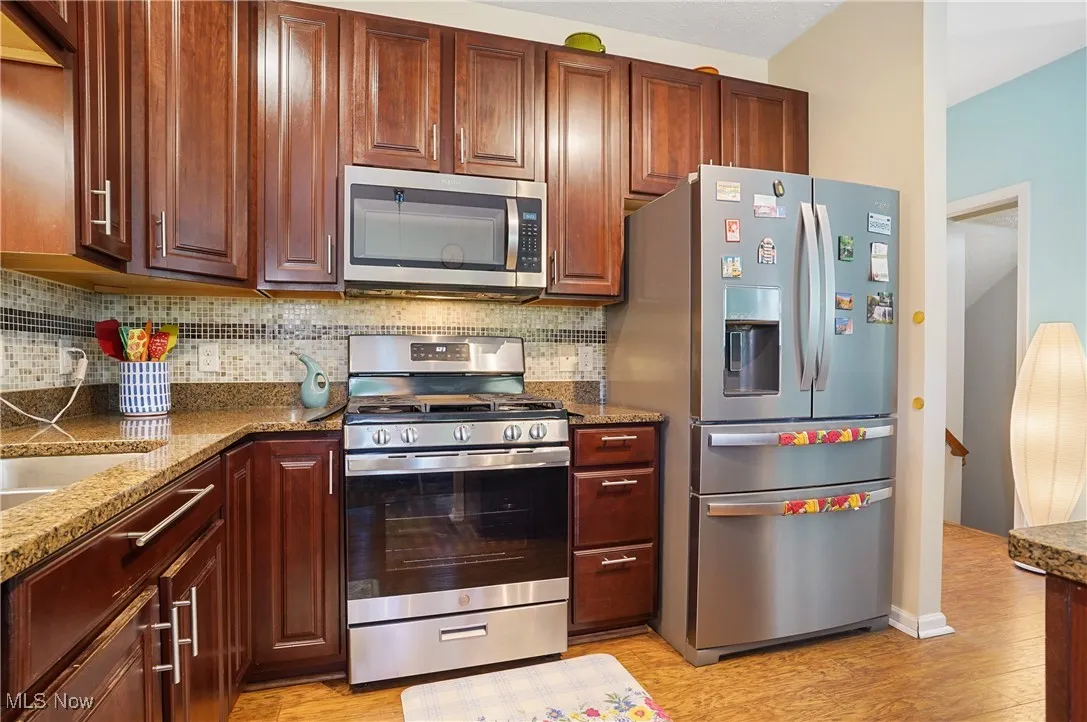 1444 Wellingshire Circle, Cuyahoga Falls, Ohio 44221,MLS Now Listing ID