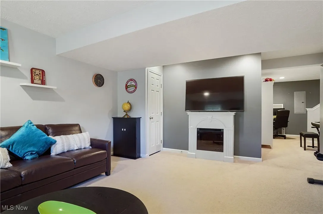 1444 Wellingshire Circle, Cuyahoga Falls, Ohio 44221,MLS Now Listing ID