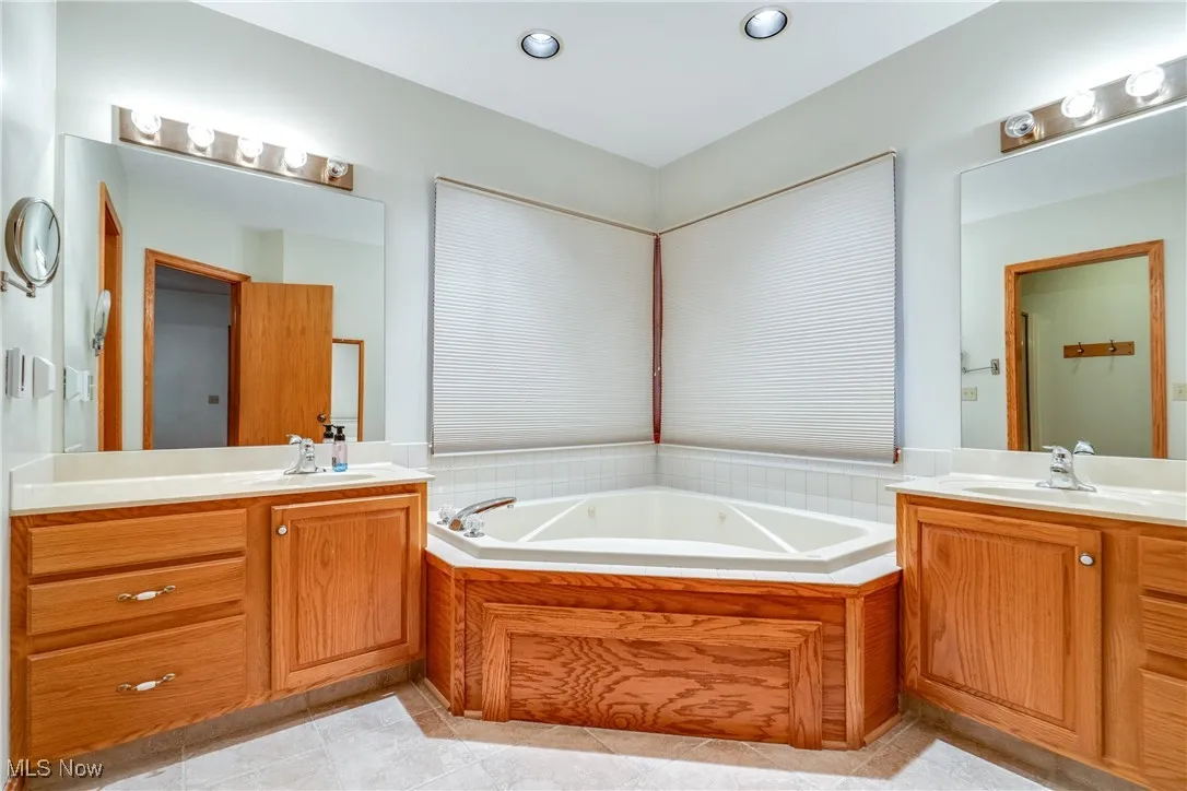 8555 Esquire Street, Massillon, Ohio 44646,MLS Now Listing ID