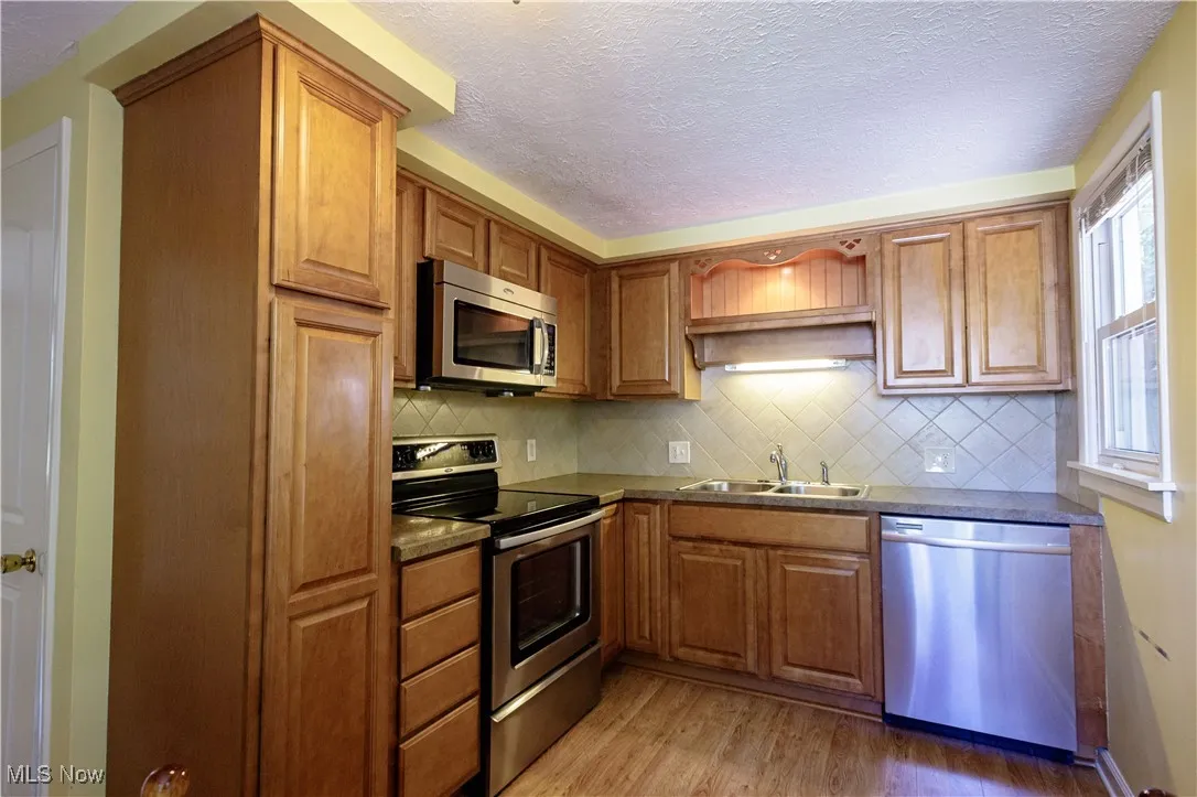 115 Parkview Avenue, North Canton, Ohio 44720,MLS Now Listing ID